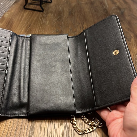 Phone wallet - Picture 3 of 6